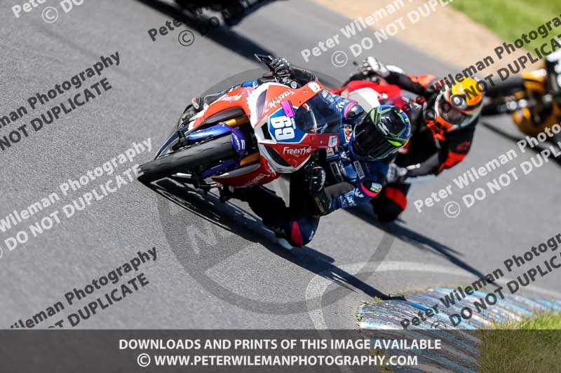 enduro digital images;event digital images;eventdigitalimages;lydden hill;lydden no limits trackday;lydden photographs;lydden trackday photographs;no limits trackdays;peter wileman photography;racing digital images;trackday digital images;trackday photos